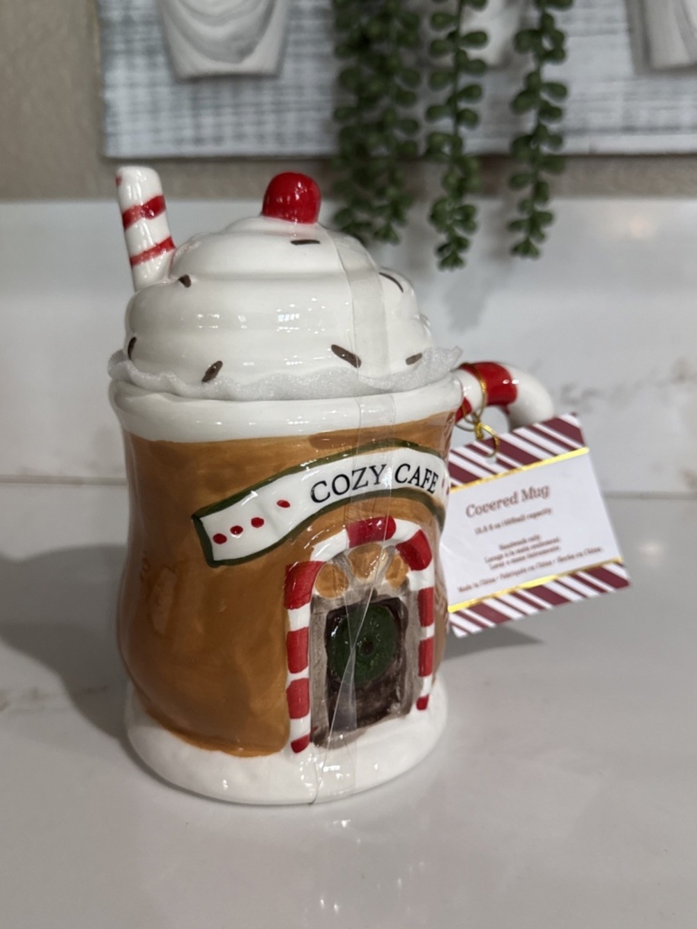 Christmas Gingerbread Cozy Cafe Mug With Lid